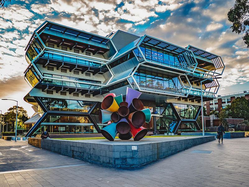 蒙納許大學